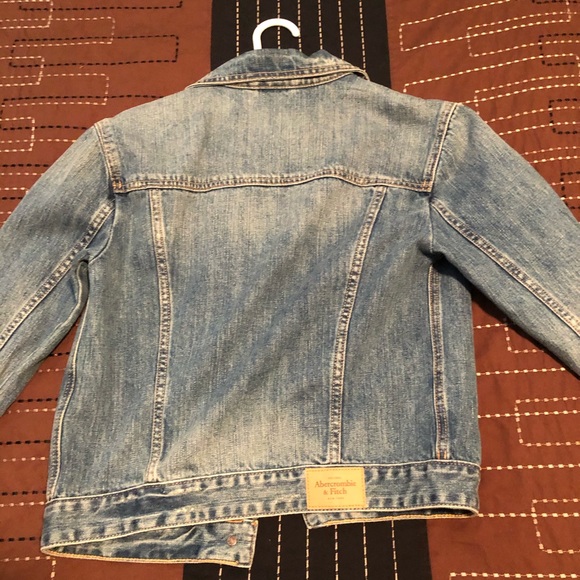 Abercrombie and Fitch Jean jacket - Picture 2 of 2